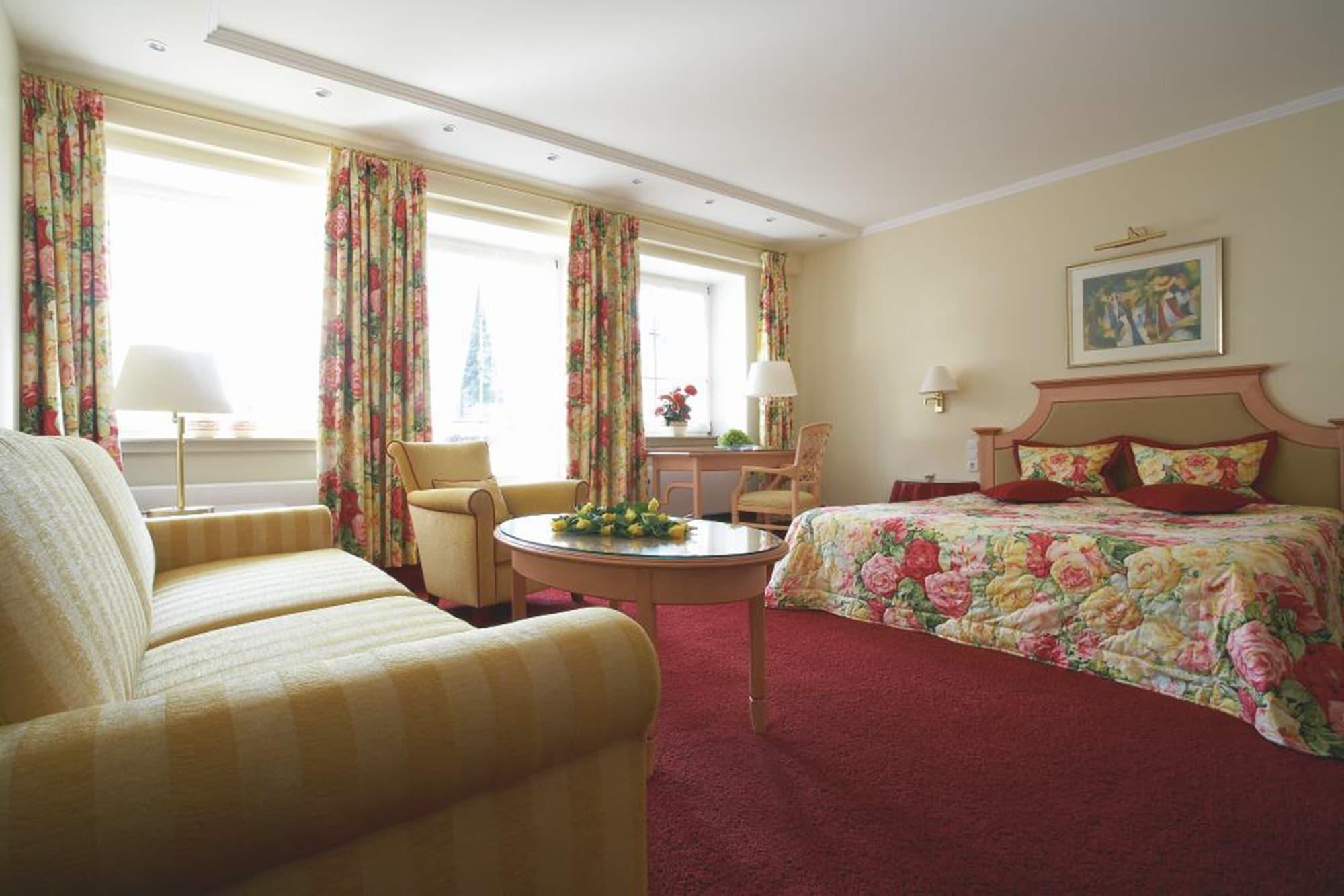 Romantik Berghotel Astenkrone Winterberg Bagian luar foto