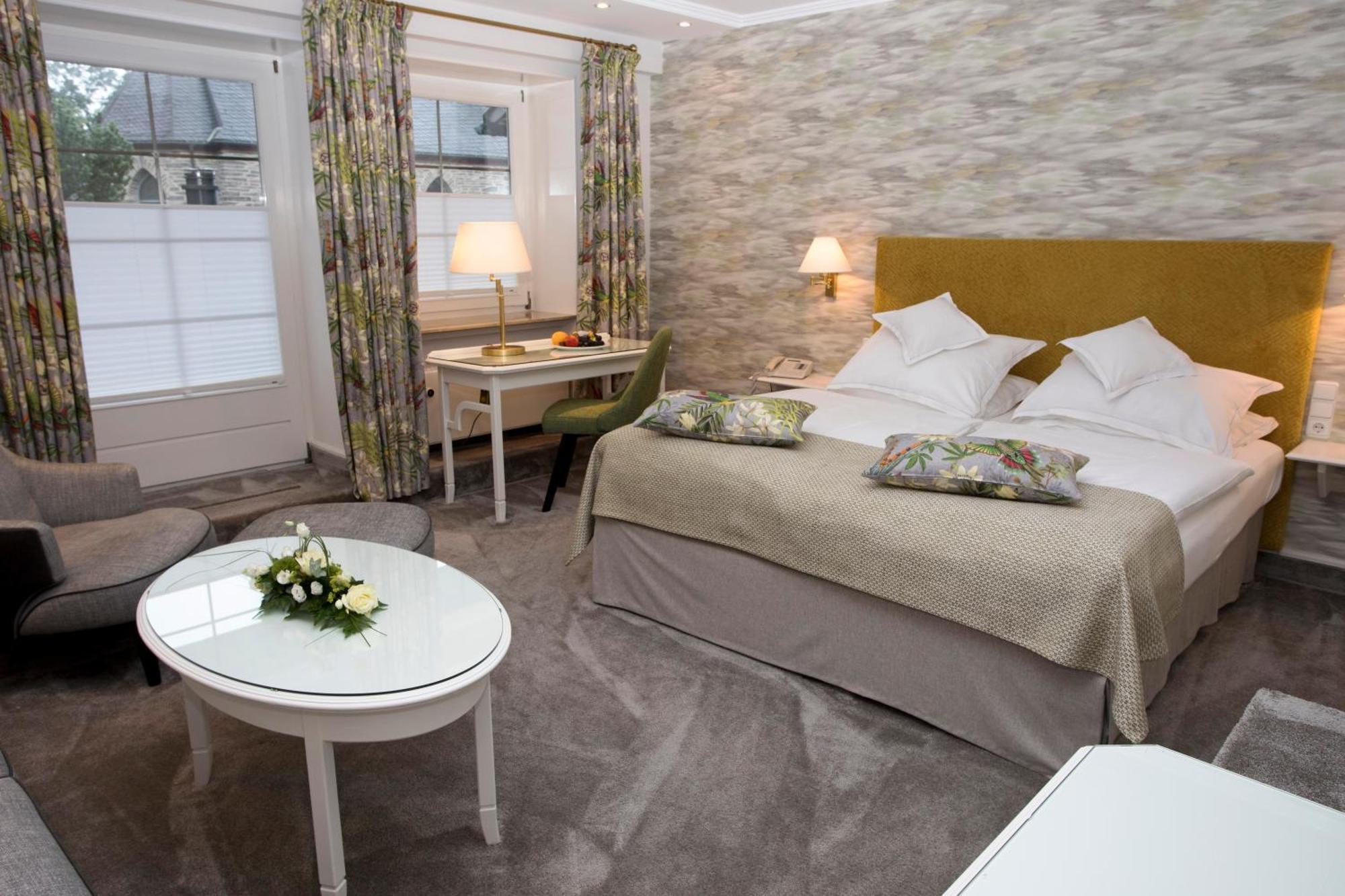 Romantik Berghotel Astenkrone Winterberg Bagian luar foto